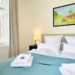Uniqe - Design - Sky-tv - Audi - Free Parking Lejlighedshotel