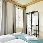 Lejlighedshotel Uniqe - Design - Sky-tv - Audi - Free Parking Ingolstadt