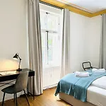 Lejlighedshotel Uniqe - Design - Sky-tv - Audi - Free Parking