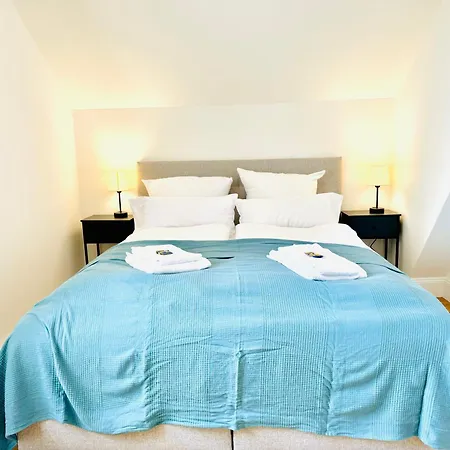 Lejlighedshotel Uniqe - Design - Sky-tv - Audi - Free Parking