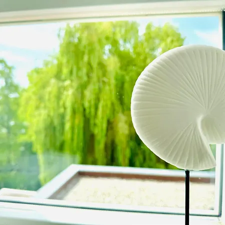 Lägenhetshotell E&k Living - Design - Sky-tv - Audi - In Village - Free Parking