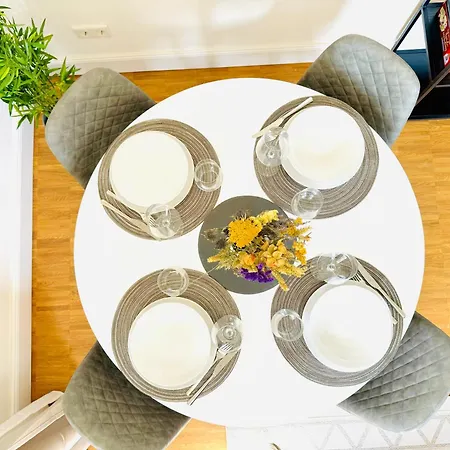 Hotel apartamentowy Uniqe - Design - Sky-tv - Audi - Free Parking 4*