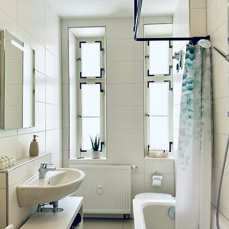 Uniqe - Design - Sky-tv - Audi - Free Parking Hotel apartamentowy 4*