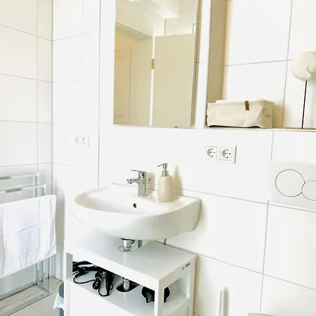 Uniqe - Design - Sky-tv - Audi - Free Parking 4* Ingolstadt