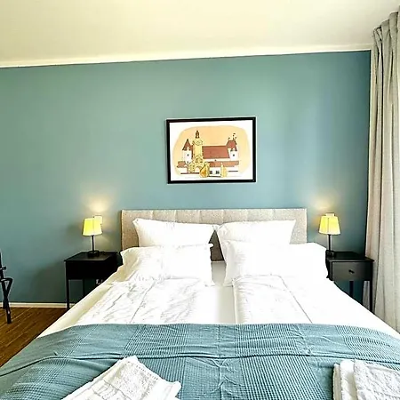Apartahotel Uniqe - Design - Sky-tv - Audi - Free Parking 4*
