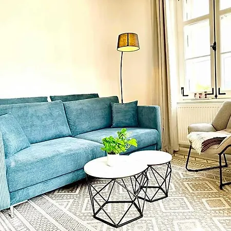 Uniqe - Design - Sky-tv - Audi - Free Parking 4* Ingolstadt